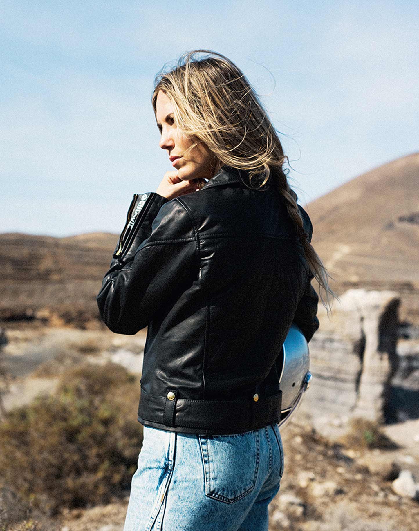 eudoxie-amy-veste-moto-cuir-femme-homologu-e-aa-noire image 6