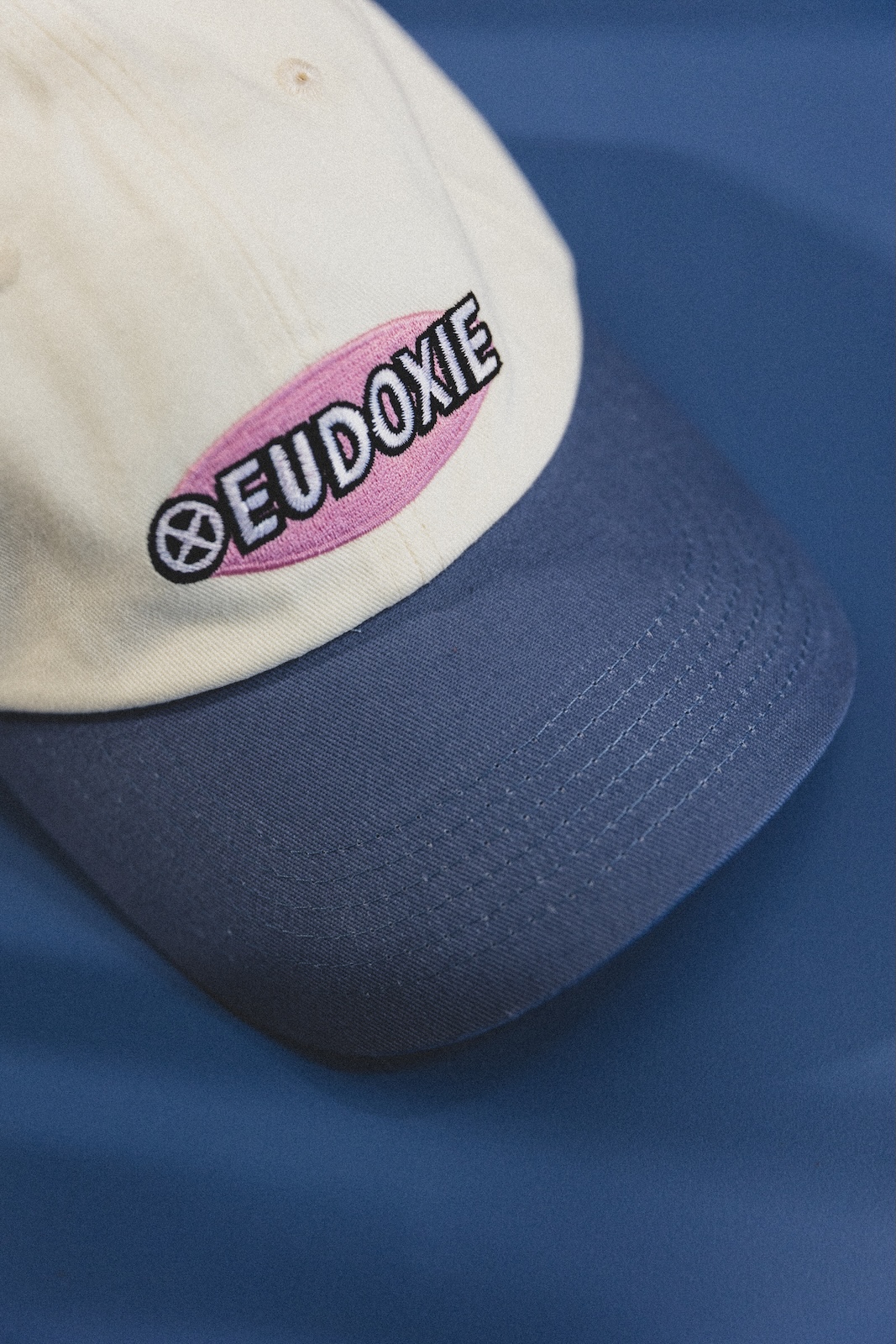 eudoxie-power-casquette-femme-bleu-cr-me-r-glable image 2